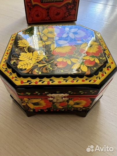 Шкатулка с хохломской росписью 120*110