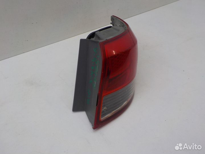 Фонарь задний правый наружный Kia Rio 2015