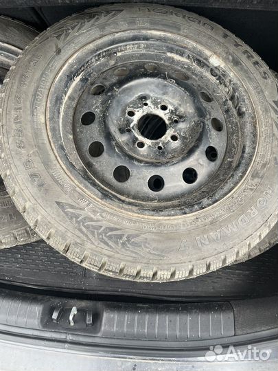 R14 Nokian Tyres Hakkapeliitta 7 175/65, PCD 4x98 DIA 10