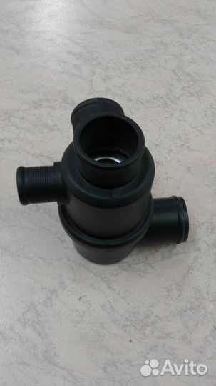 Термостат ваз 2123 нового образца 4 патрубка