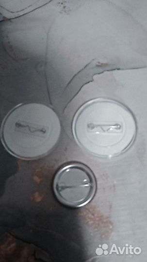 Значки с аниме