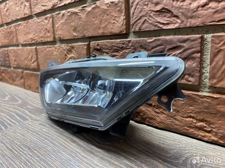 Фара противотуманная правая Volvo XC90 XC60 2015+