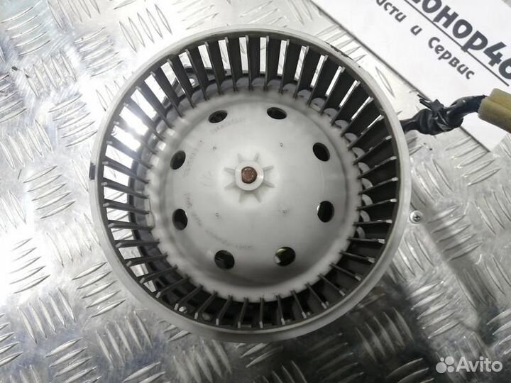 Моторчик отопителя Nissan Murano Z50