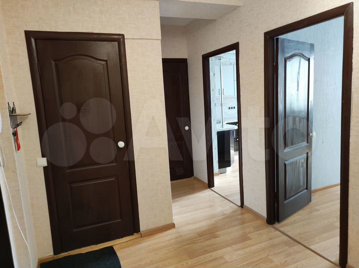 2-к. квартира, 70 м², 8/15 эт.