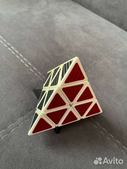 Пирамидка рубика