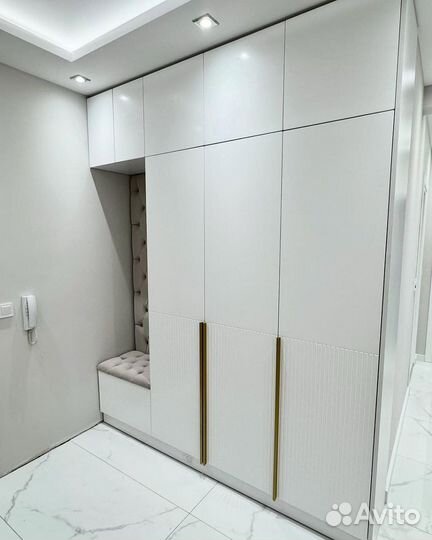 Шкаф в прихожую