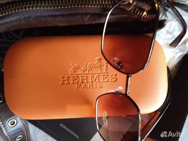 Солнцезащитные очки