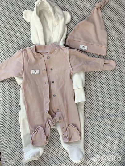 Комплект на выписку+ 3 Боди в подарок