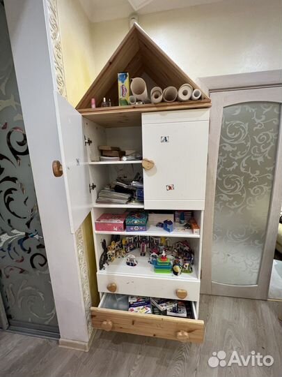 Детский шкаф для книг
