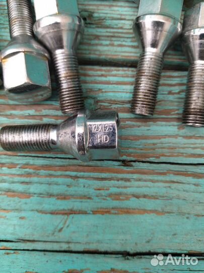 Колёсные болты на литье ваз
