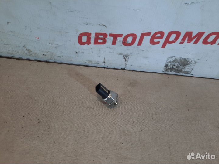 Датчик давления топлива Mercedes E250 C207 271.860