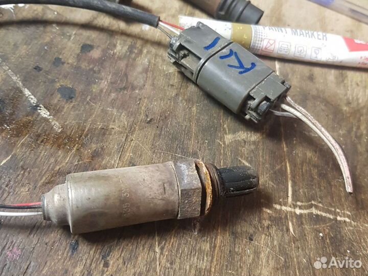 Лямбда зонт Bosch A24-621135 3Y173