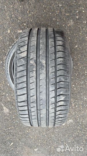 Triangle EffeXSport TH202 255/35 R18