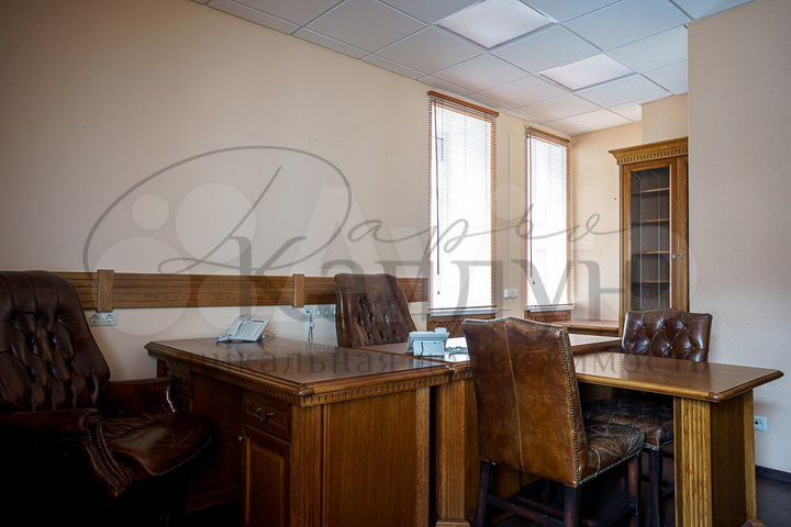 Видовой офис в аренду, 135 м²