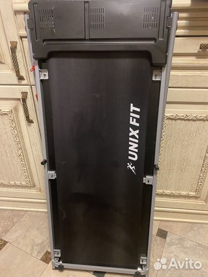 Беговая дорожка unixfit R-200V