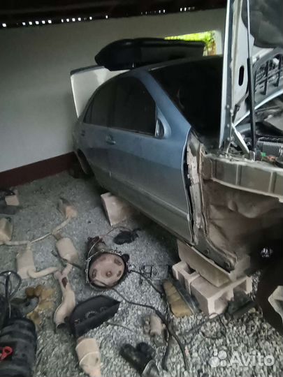 Разбор мерс 220 140 мл 163 202