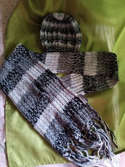 Комплект шапка и шарф