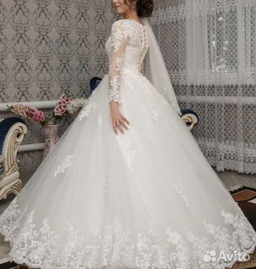 Свадебное платье