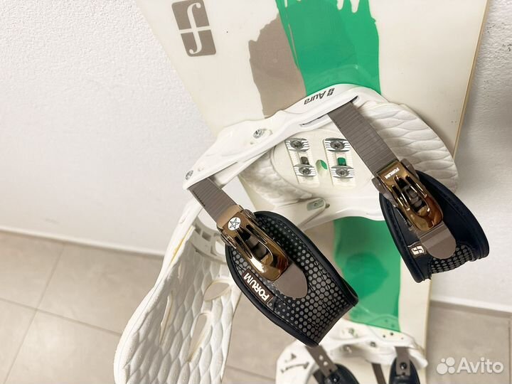 Сноуборд комплект Forum Aura