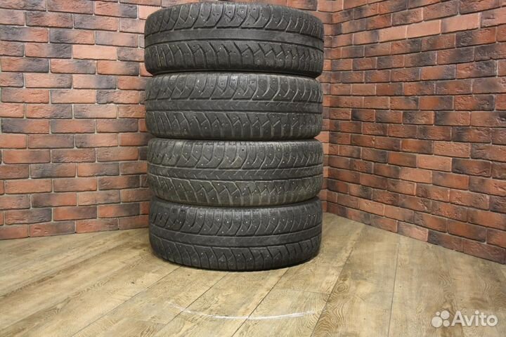 Bridgestone Ice Cruiser 7000 265/65 R17