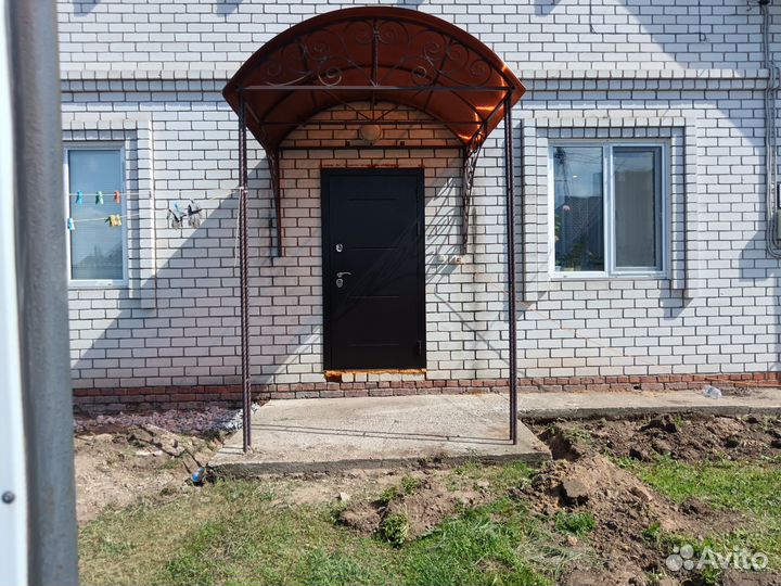 Навес металлический