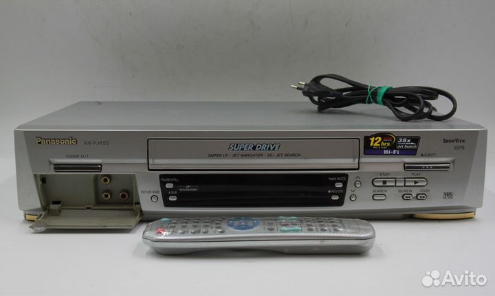 Видеомагнитофон Panasonic NV-FJ620