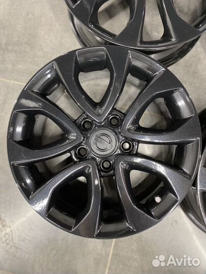 Литые диски R16 5x114 3 nissan Black Royal