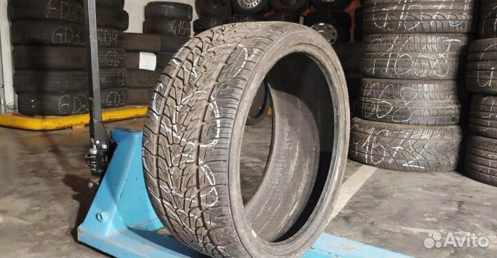 Nexen Roadian HP 305/40 R22