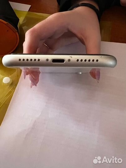 iPhone Xr, 128 ГБ