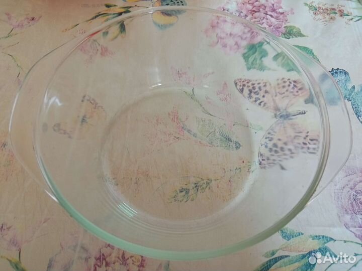 Стеклянная форма для запекания и микроволновки