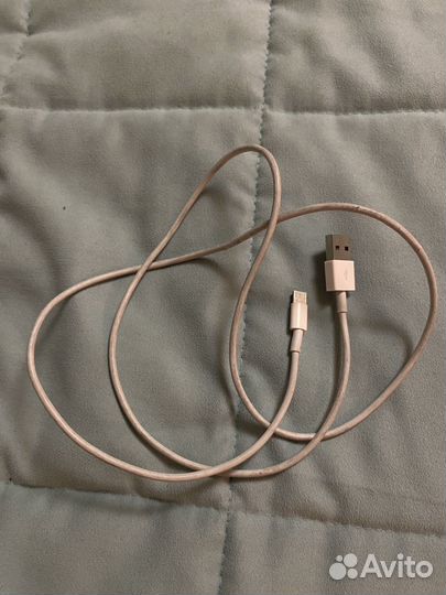 Провод на айфон оригинал