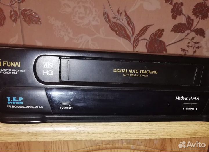 Видеомагнитофон