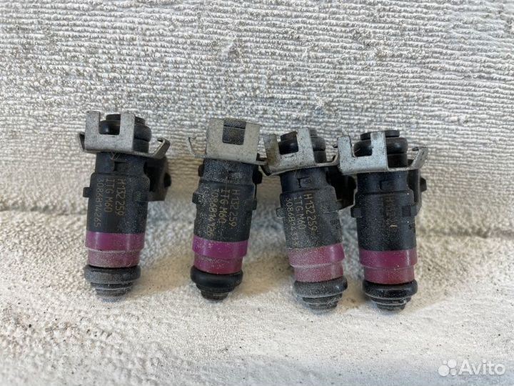 Форсунка Renault Megane BM K4MD812 2006