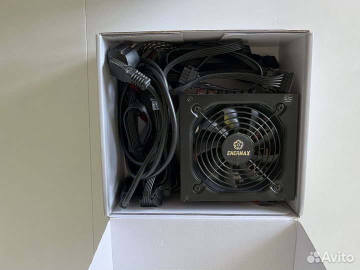 Блок питания Enermax 650W