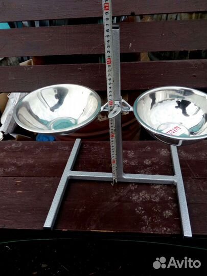 Кормушка для животных