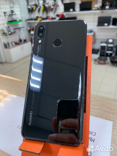 HUAWEI Nova 3, 4/128 ГБ