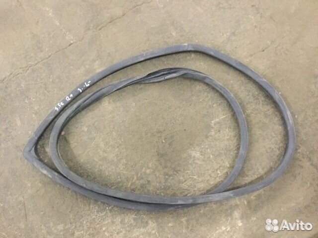 Уплотнитель двери Хундай Санта Фе с 2012г