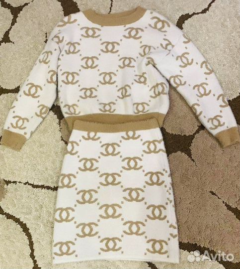 Костюм “chanel” из ангорки