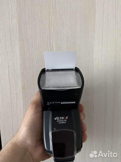 Вспышка камеры с синхронизатором