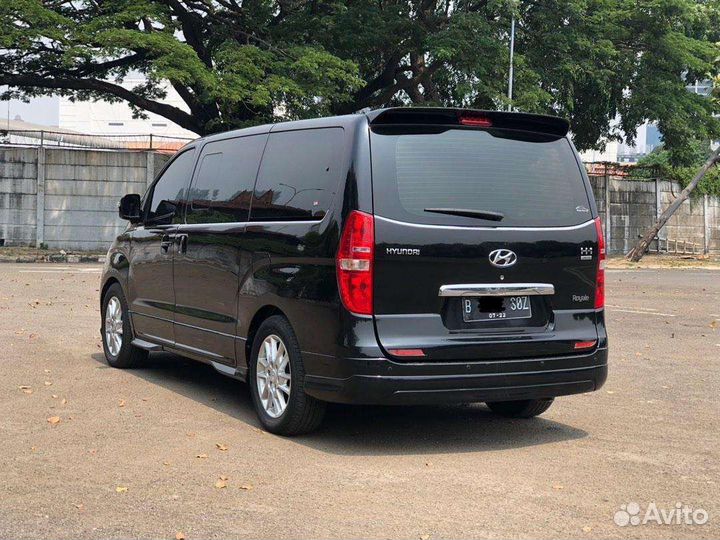 Спойлер Hyundai Grand Starex H1