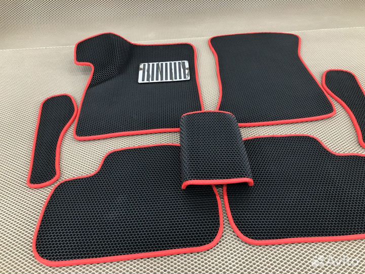 Коврики EVA Лада Приора соты красные + подпятник