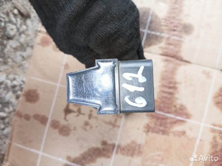 Катушка зажигания Volkswagen Polo 5 612 036905715C