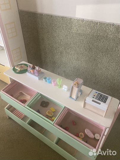 Детская кухня и магазин