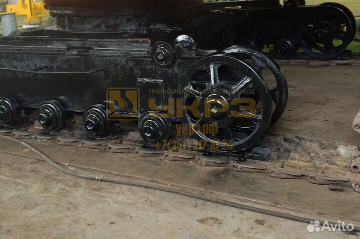 Гусеничный кран ЧКЗ МКГ-25БР, 1989