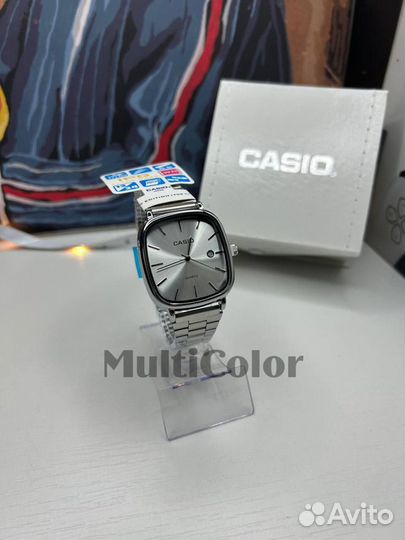 Часы Casio серебристые (квадратные) Новые