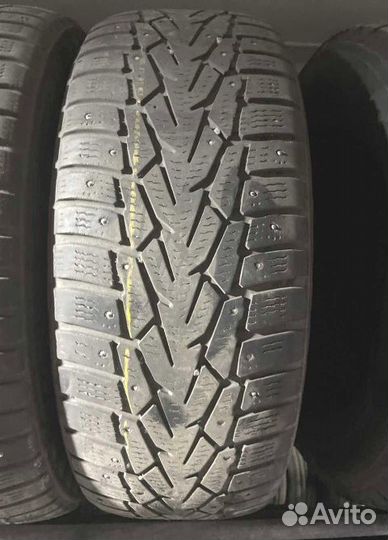 Nokian Tyres Hakkapeliitta 7 SUV 215/60 R17 Y