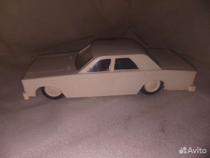 Заводная игрушка машинка СССР