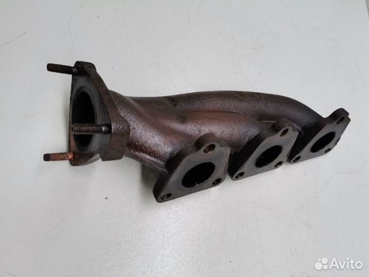 Коллектор выпускной правый Audi A6 C6 3.2 2007
