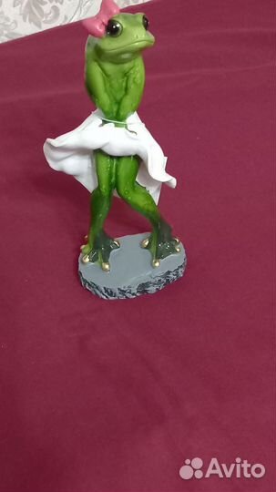 Лягушки фигурки