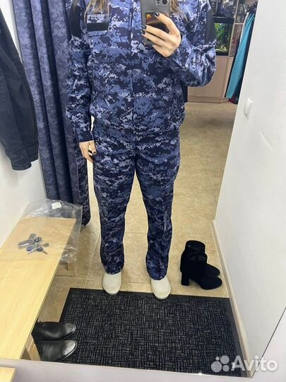 Костюм синяя точка